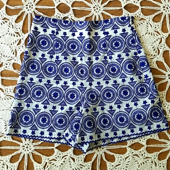 Zara NWOT Embroidered Mediterranean Style Shorts - Picture 2 of 9